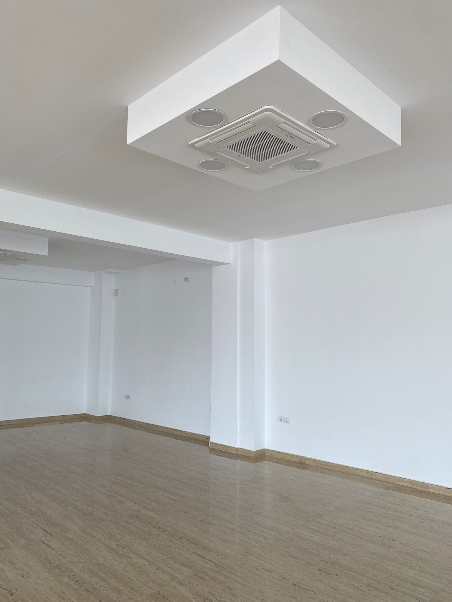 republicii 134 barlad spatiu comercial